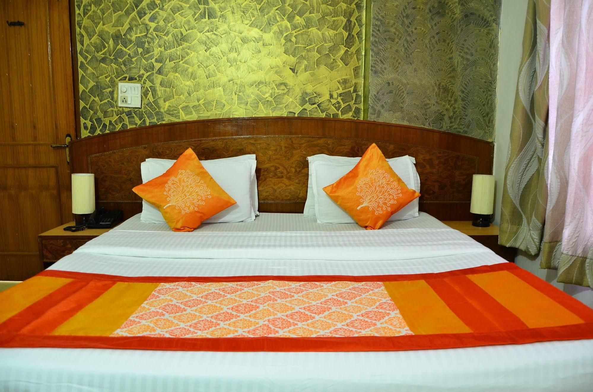Airport Hotel Paradise International Νέο Δελχί Εξωτερικό φωτογραφία